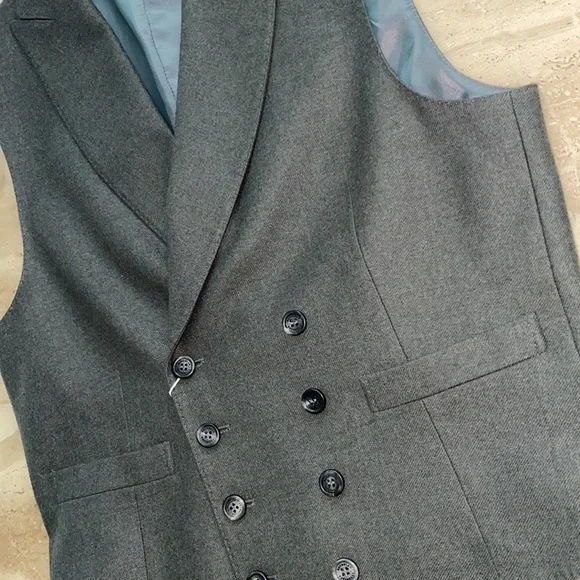 Brunello Cucinelli wool/cashmere waistcoat vest